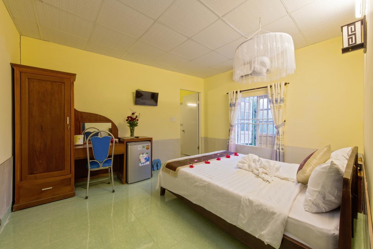 Bougain Villeas Homestay Hoi An Eksteriør billede