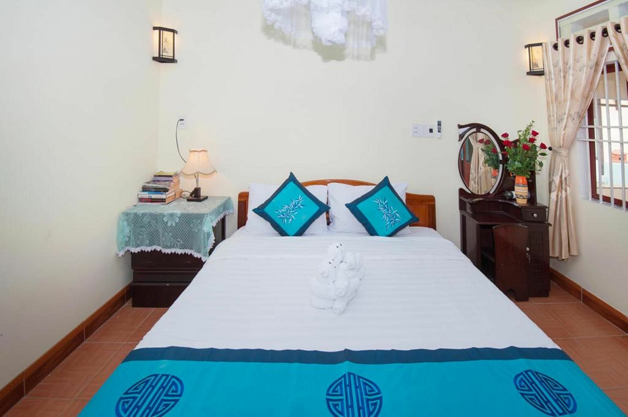 Bougain Villeas Homestay Hoi An Eksteriør billede
