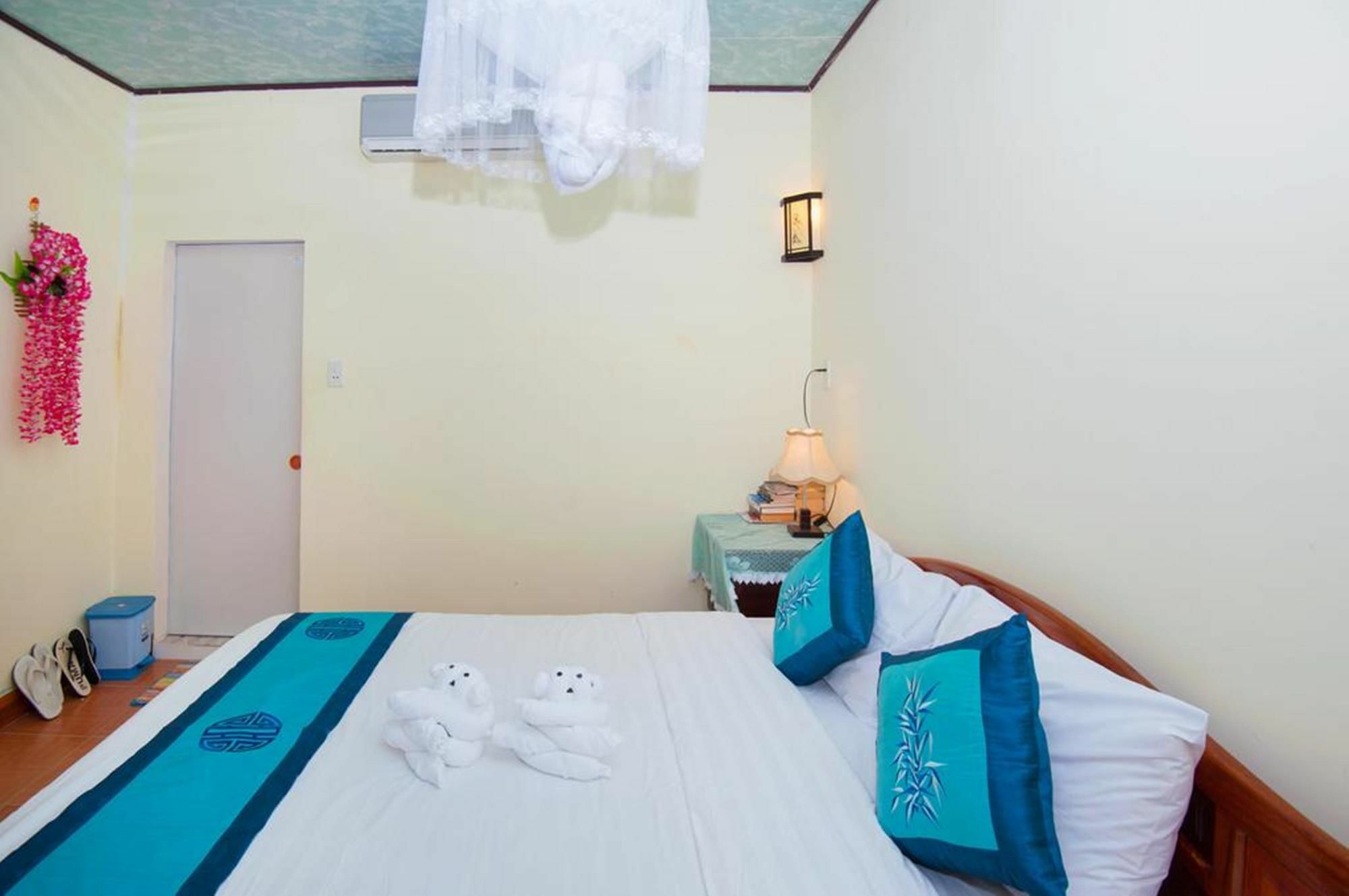 Bougain Villeas Homestay Hoi An Eksteriør billede